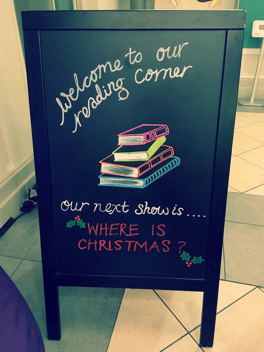 PDSW_org's tweet photo. Come and snuggle up with a Christmassy book in our reading corner, before watching #whereischristmas by @CommotionDance1 28th,29th,30th December 11am #christmasiscoming #whatsonBCP #Bournemouth #keepdancing #seedance https://t.co/aqV4K9IIEI