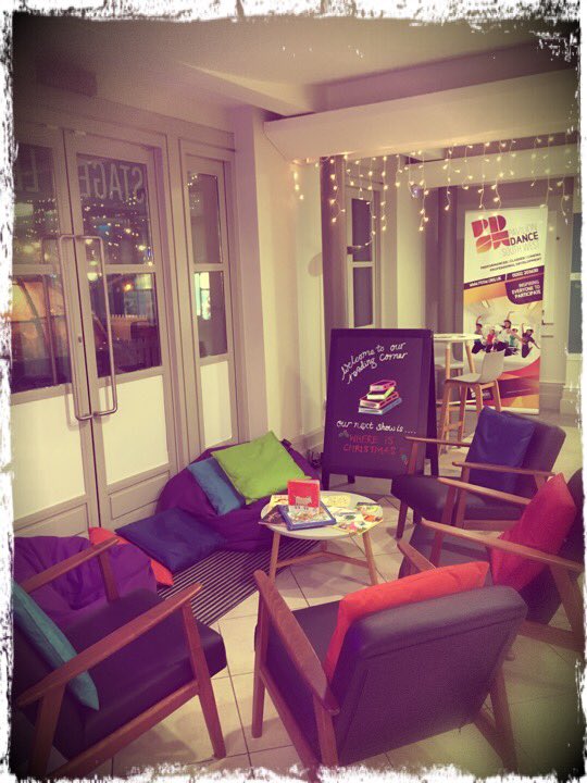 PDSW_org's tweet photo. Come and snuggle up with a Christmassy book in our reading corner, before watching #whereischristmas by @CommotionDance1 28th,29th,30th December 11am #christmasiscoming #whatsonBCP #Bournemouth #keepdancing #seedance https://t.co/aqV4K9IIEI