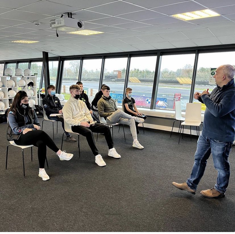 kaylsColeRacing's tweet photo. Awesome day at Mondello park with ᴍᴏᴛᴏʀꜱᴘᴏʀᴛ ɪʀᴇʟᴀɴᴅ ᴀᴄᴀᴅᴇᴍʏ. I’m delighted to have been chosen and be apart of the elite racing driver program.🎖
Had a really good day meeting all the selected drivers for the program.
#kaylscoleracing #KC18 #KC73 https://t.co/AoUo4D1JRv