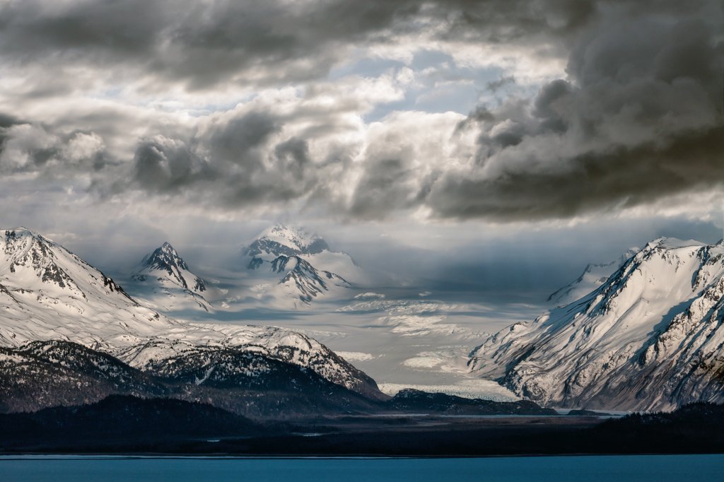 StillpointLodge's tweet photo. Storm clouds over Grewingk Glacier! Want #epicadventure on your next vacation? Experience #Alaska! Stunning scenery, incredible wildlife, adventures you'll never forget! Enjoy it all with a pampering stay at Stillpoint Lodge. #adventuretravel #halibutcove #virtuoso #LuxuryTravel https://t.co/viksswsK6W