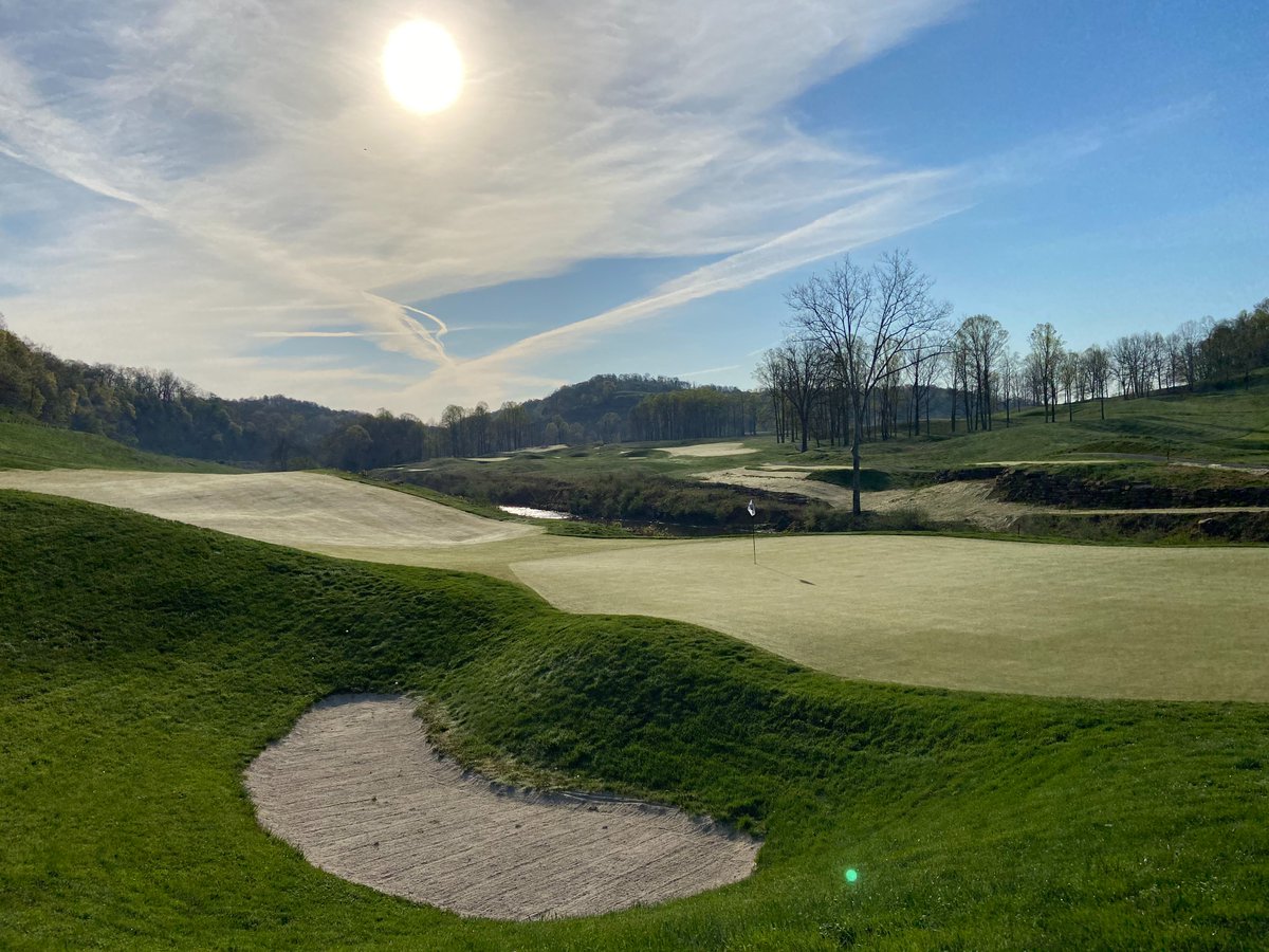 TriStatePGA's tweet photo. Looks like a decent weekend for weather in December!🌤️

Any plans to tee it up? ⛳️ https://t.co/HlBzmfgcRh