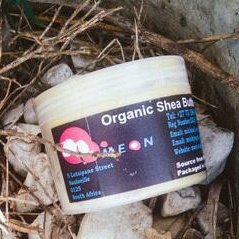 Achieve a flawless skin tone using Meon Organic Shea Butter suitable for (Hair, Skin and Health). Good for reducing inflammation, Scalp, Sunscreen, Stretch Marks, Eczema, etc. Available for purchase..... DM us or WhatsApp on 0731969600
