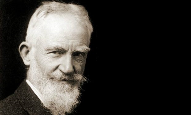 Hiçbir şeyini özel bir gün için saklama. Nefes alabildiğin ve yaşadığın her gün özeldir. Her saniye kıymetlidir çünkü zamanın telafisi yoktur..

Bernard Shaw