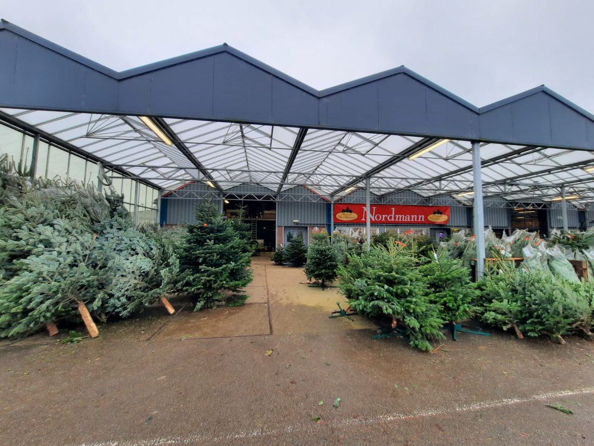 CoenVdijkPlant's tweet photo. Zaterdag geopend van 8.00 tot 17.00 uur, zondag extra geopend van 10.00 tot 16.00 uur ! https://t.co/wV5GeVn9wG