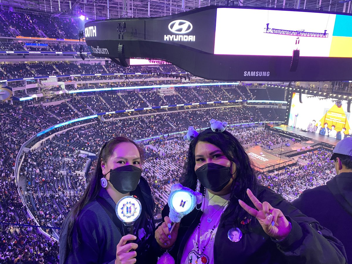 ShesHopeful34's tweet photo. And speaking of #ARMYfriendThatBecameFamily ππ½ββοΈ Got to attend another AMAZING @BTS_twt concert with The Bestie @PiedPiperedOT7 Until next time~ STAY GOLD!
#NativeARMY #PTD_ON_STAGE_LA #PTD_ON_STAGE_LA_DAY4 #PTD_ON_STAGE_LA_Day3 #BTS #BTSARMY https://t.co/YaDpKJBIhH