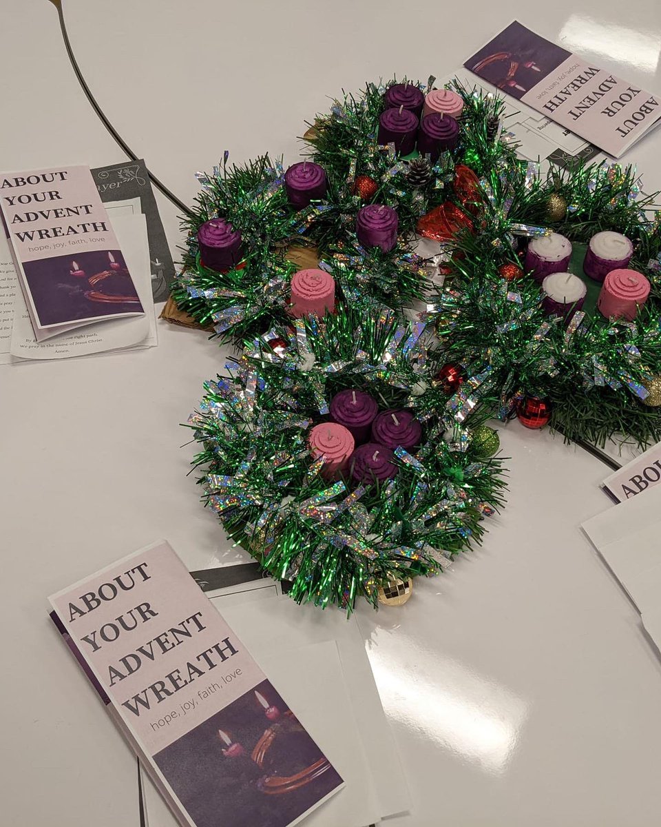 SJMP_TCDSB's tweet photo. Ms. Sacchetti’s Gr. 9 Religion finished and delivered the Advent wreaths they made. Each wreath was accompanied by 4 prayers and a brochure. Great job everyone! @TCDSB https://t.co/Pr1npPRu2K