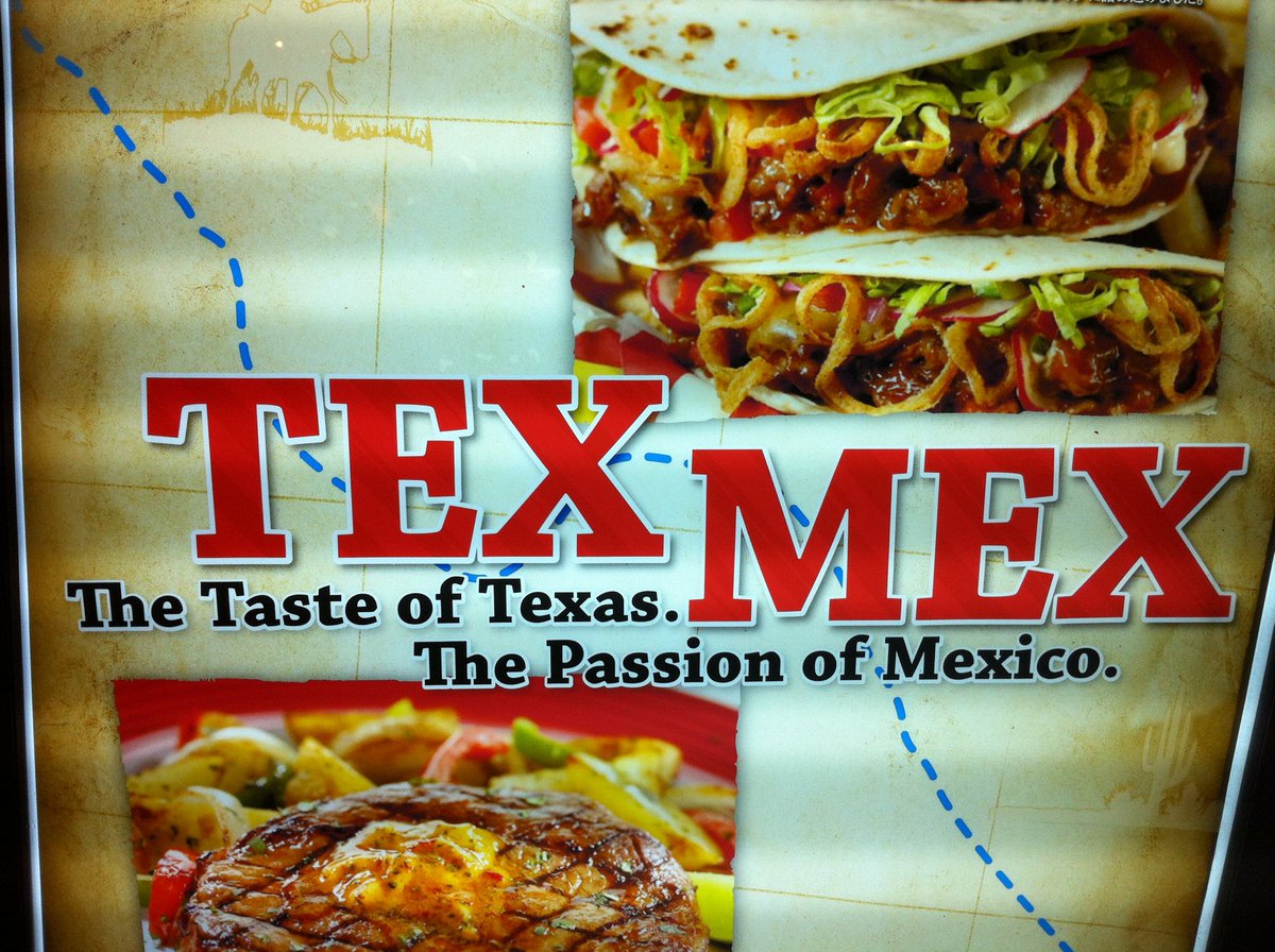 JimShull's tweet photo. The advertisement states the taste of Texas and passion of Mexico but I ate my tacos here at Tokyo Disneyland.  Tasty!  #TokyoDisneyland #Texmex #Mexicanfood #tocos https://t.co/qib7regZFl