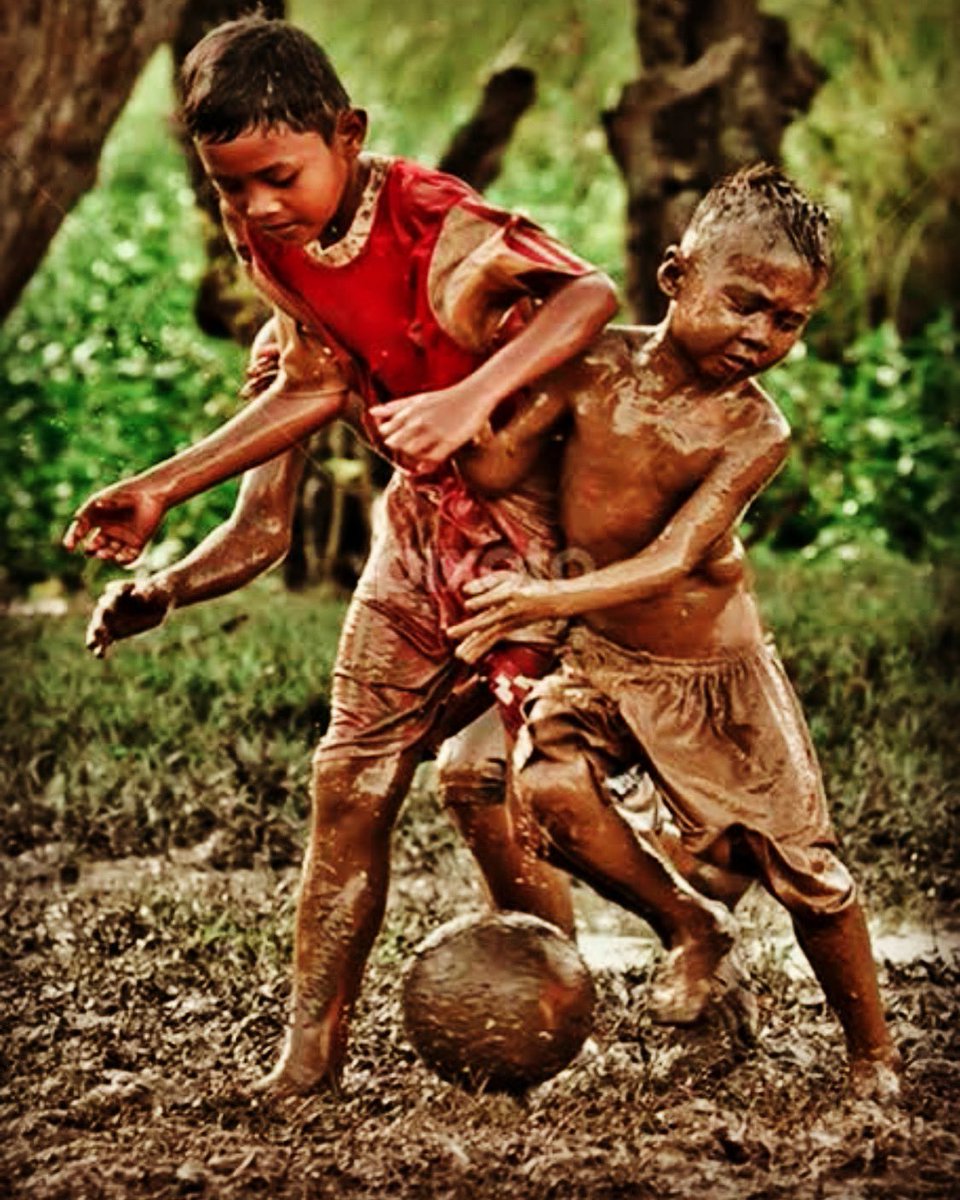 mcsundberg's tweet photo. Compliance by fear won’t get us very far
.
A coerced choice does not reflect virtue, only compliance - W. McElroy 
.
The real enemy of safety is not non-compliance but non-thinking - Rob Long
.
#compliance #fear #choice #safety #nonthinking #marishasblog
.
Pixoto, Mud football https://t.co/mt41SVyAtD