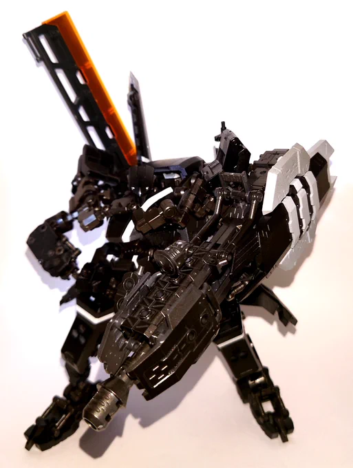 男の子の夢が詰まった機体が出来た
#ヘキサギア 