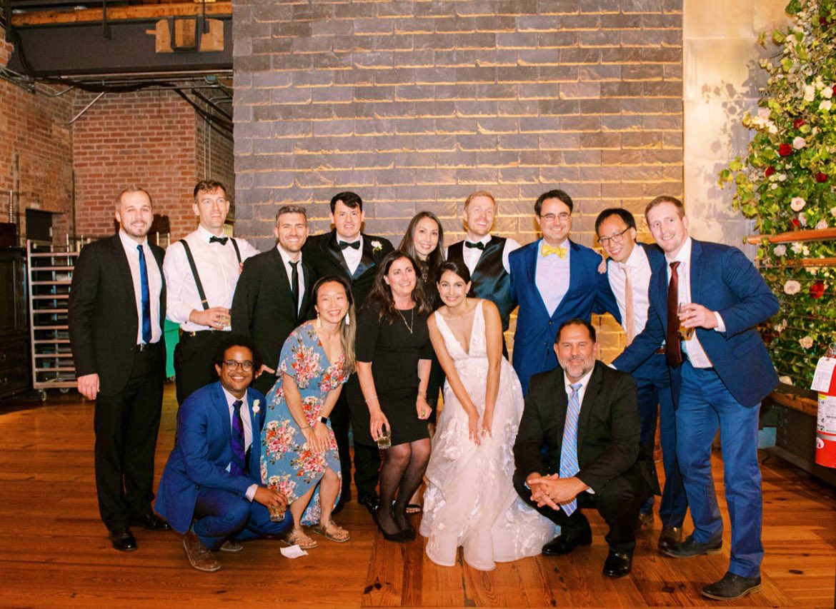 _DelMD's tweet photo. Got the wedding pics back and there are so many great ones but the #DukeFam is one of my many favorites. @Duke_Anesthesia @DukeAnesRes https://t.co/zOQTAvubbE