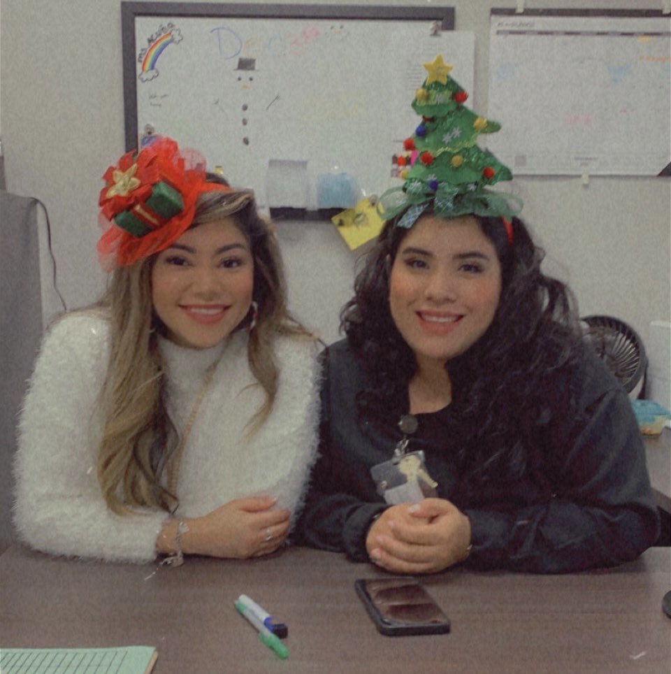 DecemberDJones's tweet photo. showing off our holiday hats for tree topper day!! #12DaysofChristmas @HaskettJH @PrincipalPaz @heyalexa______ #wearehaskett https://t.co/87KDcSPZdX