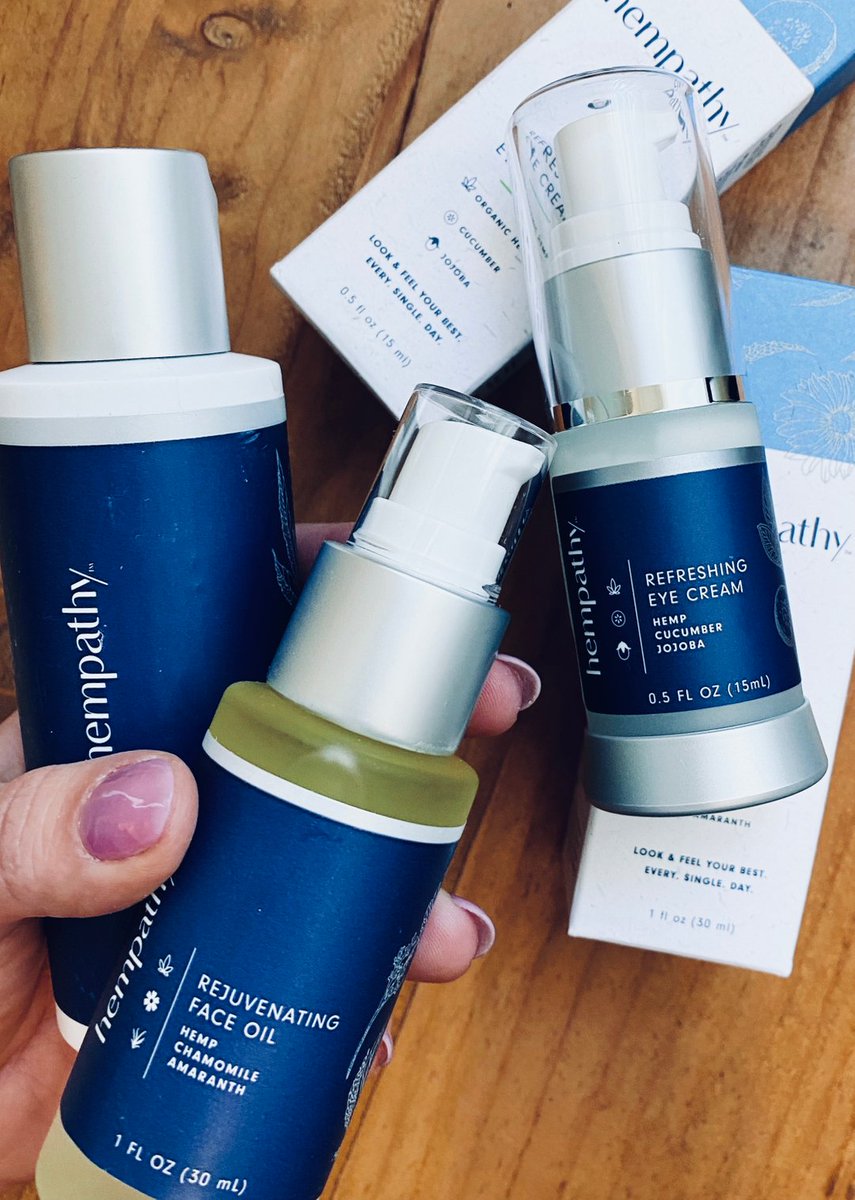 hempathyliving's tweet photo. Jojoba is one of the key ingredients that makes our Rejuvenating Face Oil so effective! 

Jojoba is used as a humectant ingredient here, which means that it works to create a protective barrier for your skin. Here are some other key benefits:

1. Moisturizing

2. Antibacterial
- https://t.co/h5ZaPFNYLc