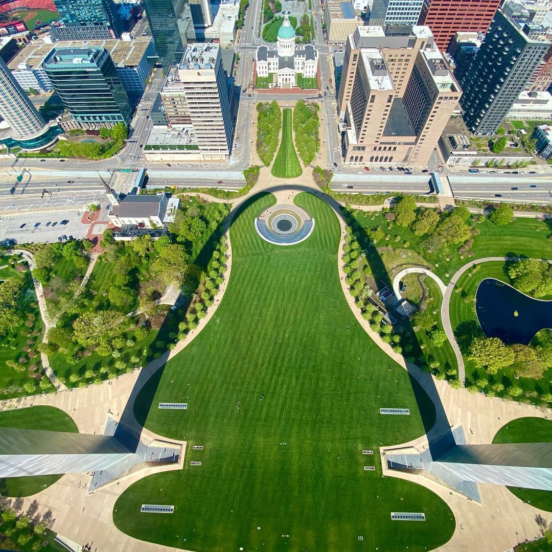 Downtown St. Louis tweet media