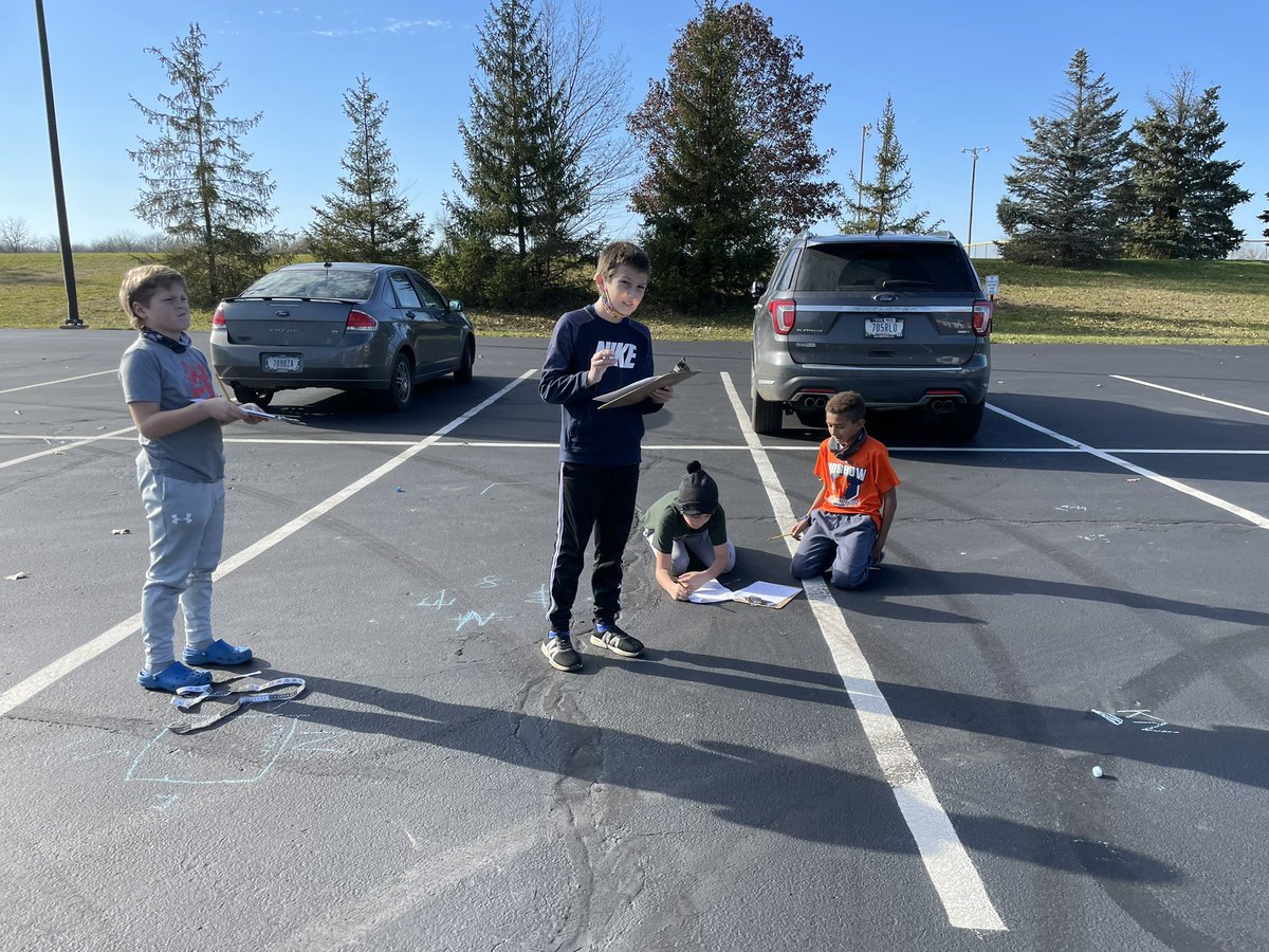 kkdeckard's tweet photo. Studying how our shadows change with the position of the sun. https://t.co/VK5Epd2Lbf