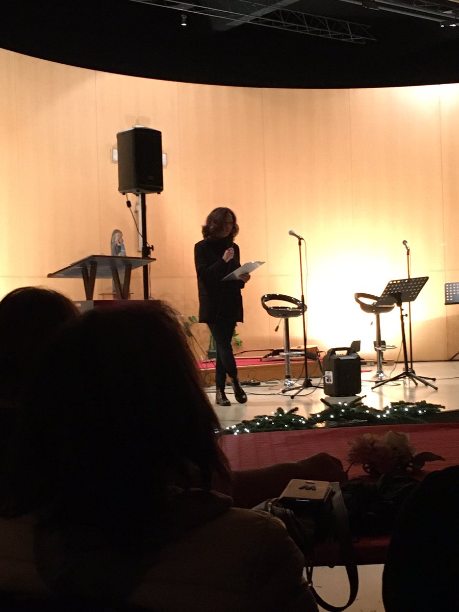LeFaouYann's tweet photo. Très belle soirée à @lOasisParis sur le #gospel. Beaucoup de monde pour écouter la bonne nouvelle 😃 et découvrir ce formidable courant musical ! Merci à toute mon équipe pour l’organisation de ce formidable temps d’échange 🙏 #rencontres #partage #loasis #chantdesâmes https://t.co/vQdES6peWR