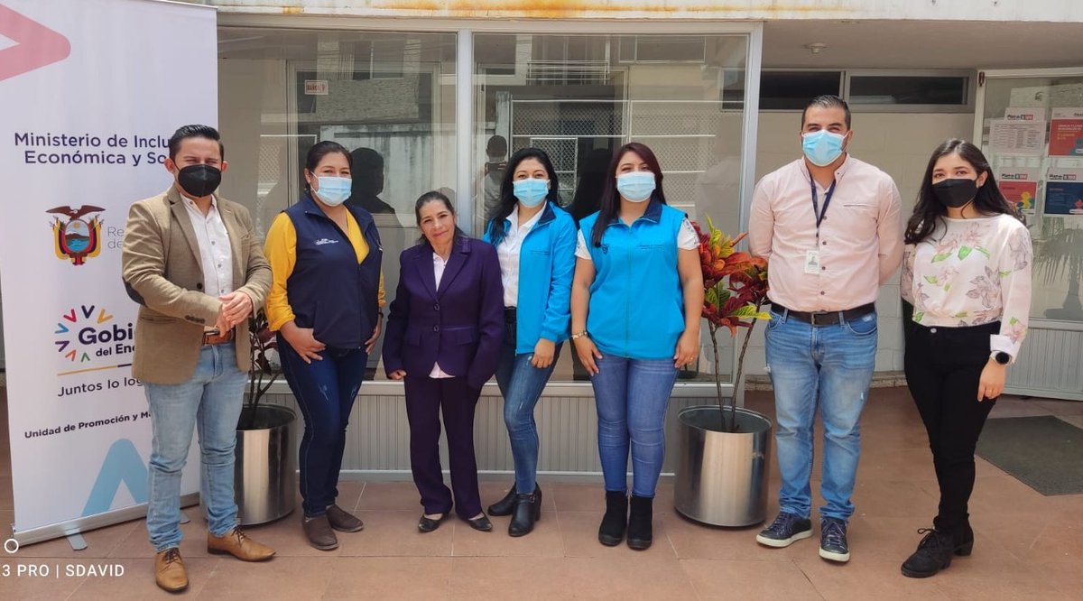 PautaJenny's tweet photo. "Pandemia y Discapacidad" se denominó el foro virtual del que participaron 200 personas entre usuarios de servicios de @InclusionEc, cuidadores de personas con discapacidad, equipo técnico, @conadisecu, @Salud_Ec y entidades cooperantes.

#DíaInternacionalDiscapacidad https://t.co/rZBZbXtm7q