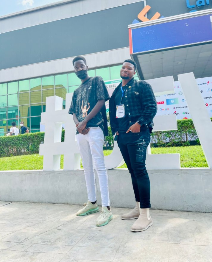 GiftOjeabulu_'s tweet image. #DevFestLagos2021 

It&apos;s nice meeting my data people.