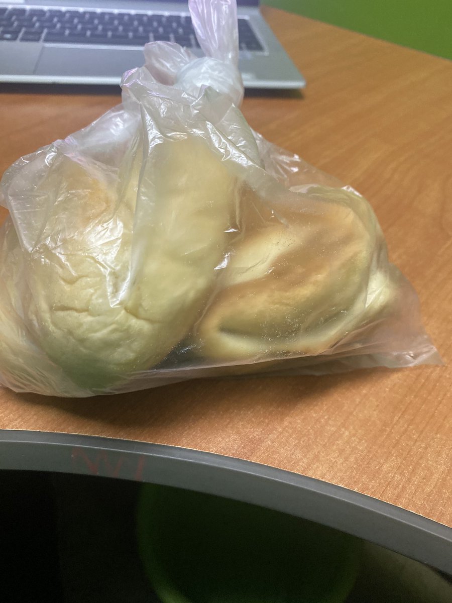 floydgreenja's tweet photo. Office day featuring the world’s best Cocoa Bread #BlackRiver #SWisBess https://t.co/jM97nbXH3T