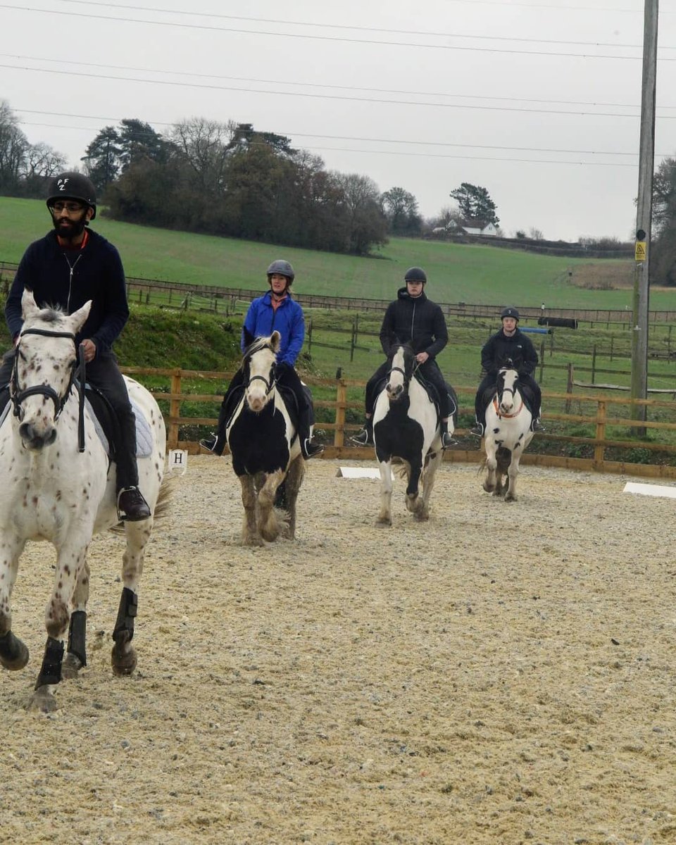 OdihamEquineRAF's tweet photo. 🐎🐎Beginners day was a HUGE success!

Massive thankyou to Rachel at Inadown for putting this on for us today! 
Well done to @Liam for organising the day with a decent turn out! We hope everyone enjoyed themselves and learnt a few things from the stable/horse management lessons! https://t.co/kAyOXnfzP2
