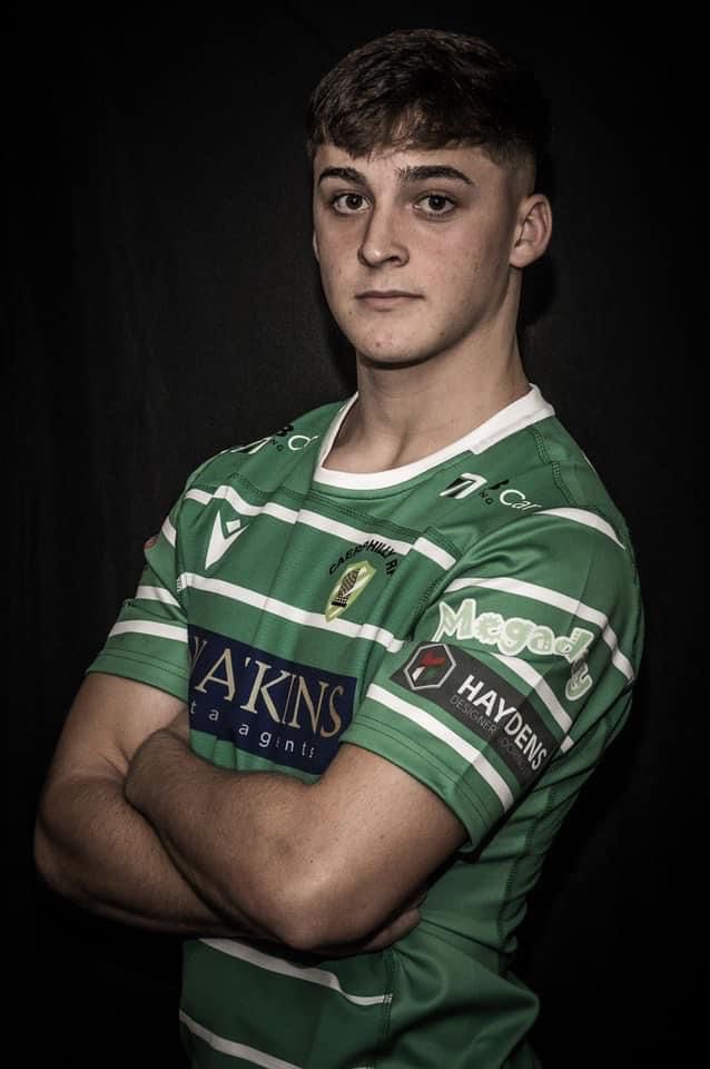 caerphillyrugby's tweet photo. Congratulations to former @Caer_m_and_j player and current @Caerphillyyouth player, Huw Anderson on being selected in the @WelshRugbyUnion U18s squad. Outstanding achievement - well done Huw 💚👊🏻 #ProudClub #ProductionLine #UppaCae https://t.co/2gzdL6Tg08