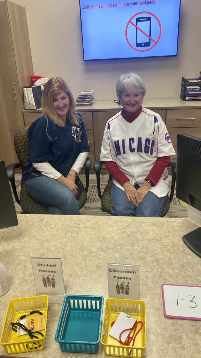 IkeSDNB's tweet photo. The New Berlin Eisenhower staff and students showed support by wearing jerseys for Jackson. 
#jerserysforjackson 
#waukeshastrong❤️ https://t.co/e5PWeyP5V7