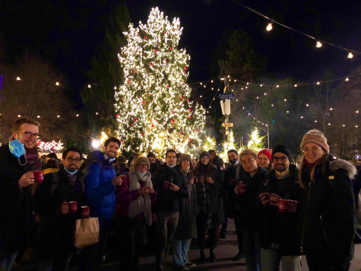 youngSCS1's tweet photo. Couldnโt wish for a nicer after work with the members of the youngSCS at the Christmas market of Bern! A lot of great projects incoming for the year to come, stay tuned ๐๐
#afterwork #youngchemists #youngscs @SwissChemistry https://t.co/VrKL2a2Tql