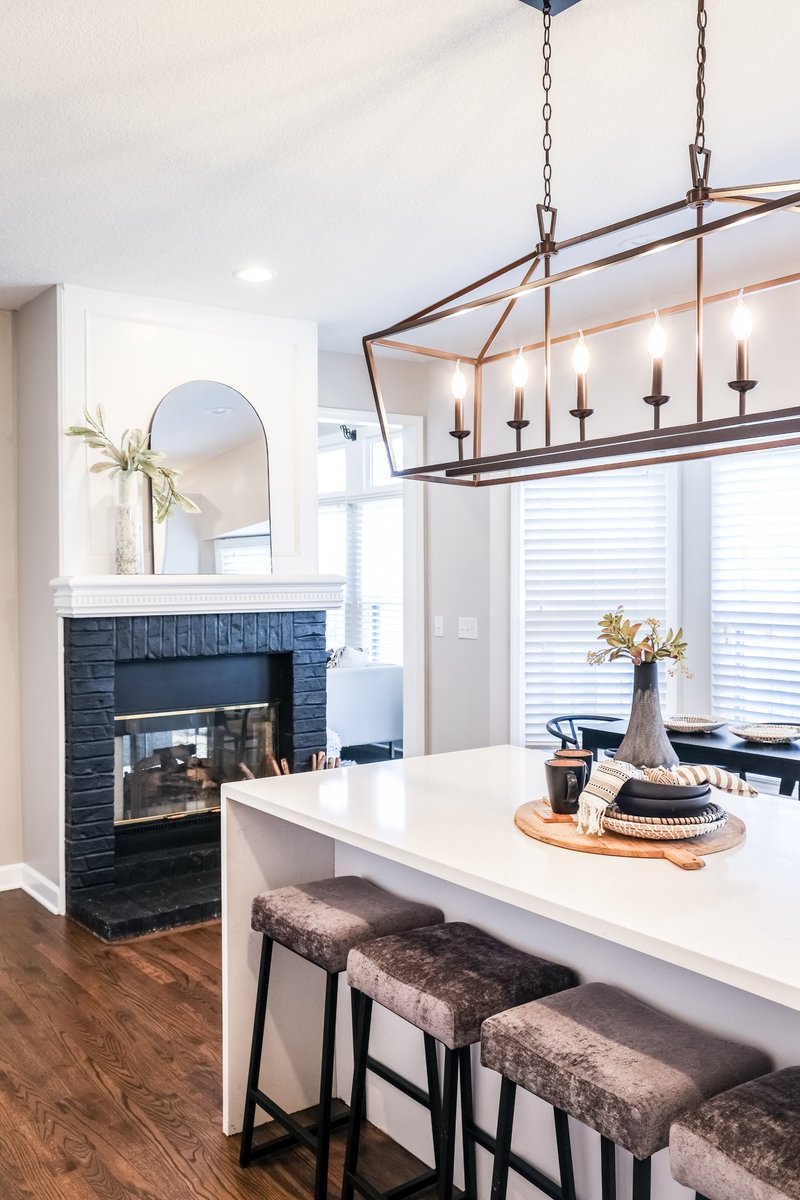 RealNiceHomes's tweet image. niceguy.reecenichols.com/ListingDetails…