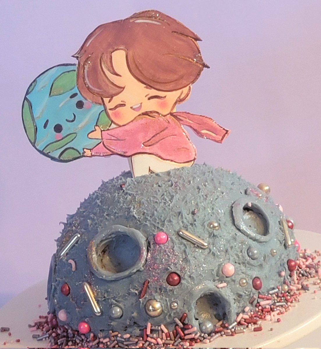 DokiCake's tweet photo. I made the CUTEST cake to celebrate Jin's birthday🥳💖🤗💜
Happy Birthday to our World Wide Handsome Jin🥰💜
#HappyJinDay #HappyBirthdayJin #BrightestMoonJin #OurDecemberAngel #OurPreciousFlowerJin #HappyBirthdayJin @bts_bighit @BTSARMYKitchen @HYBEOFFICIALtwt @TinyTANofficial https://t.co/io5gTTAsBT