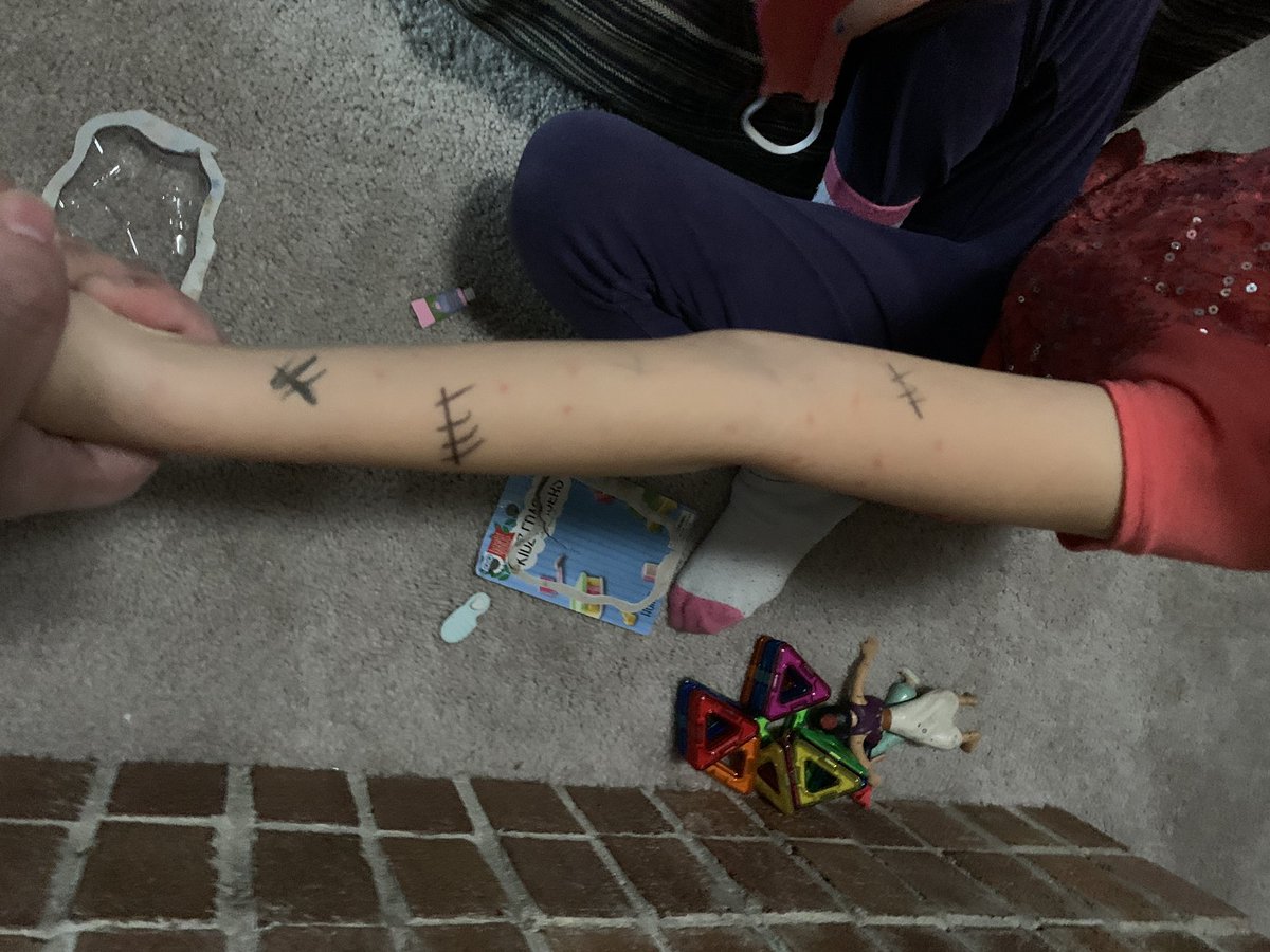 abaronofsky's tweet photo. Miss 8 doodles on herself when she’s bored at school. The dots were from earlier this week. She didn’t understand why the hash marks completely freaked me out. #DoctorWho #SilenceWillFall https://t.co/p1UTjVqyMY