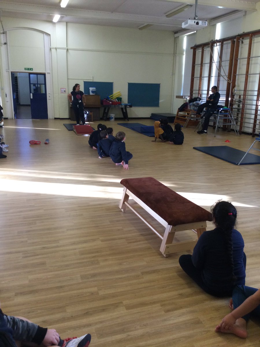 WyvilPrimary's tweet photo. Year 2 with their PE teachers practising and building up new skills in gymnastics! Keep up the great work 🤸‍♀️ 🤸 #PEAtWyvil #WorkTogether #WyvilCoreValues https://t.co/tbESXhrc5L