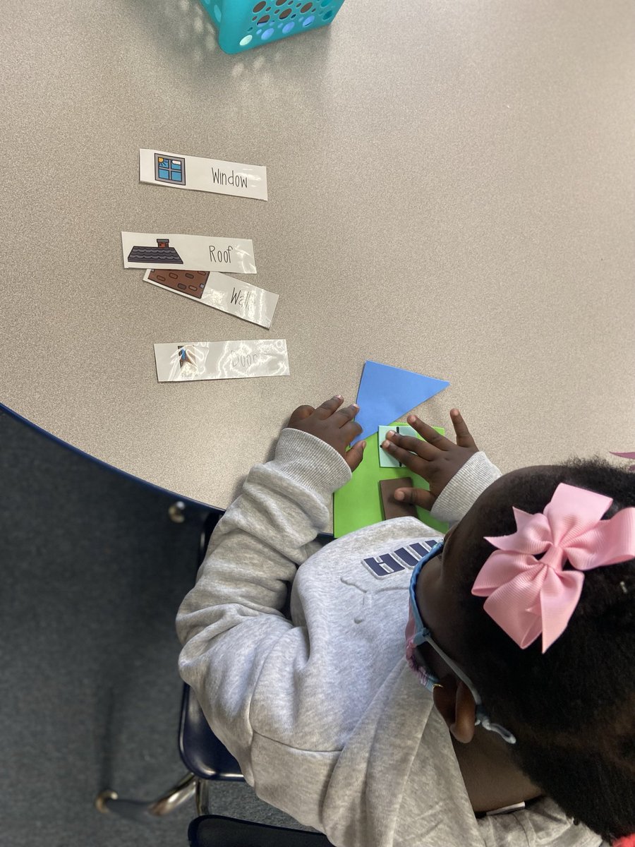 MrsF_MtView's tweet photo. Preschool had a busy week learning all about our new study, Buildings from the Creative Curriculum! 🏡🏠🏙🏘🏫@MtView07836 https://t.co/8kZCJv1U4y