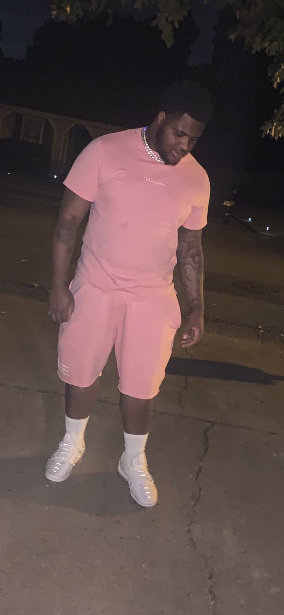IvoryJaquez's tweet photo. https://t.co/LYI9UhUkZo