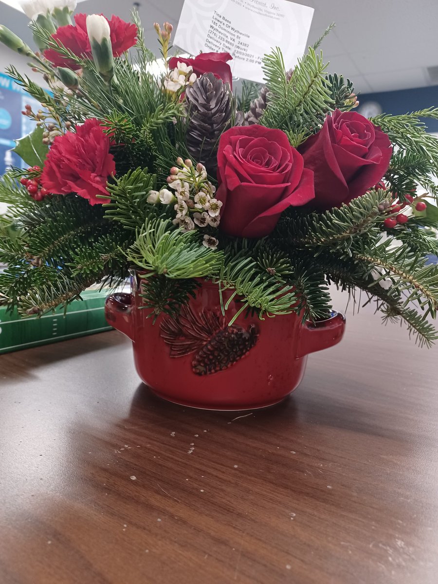 SSA appreciation Lowe's of Wytheville VA #1164 Thank you for everything Tina Bass!  We really appreciate your hard work and dedication! <a href="/BenitoKomadina/">Benito.Komadina@Lowes</a> <a href="/steveyoung456/">Steve Young</a> <a href="/BrianTe58414379/">Brian Terry</a>