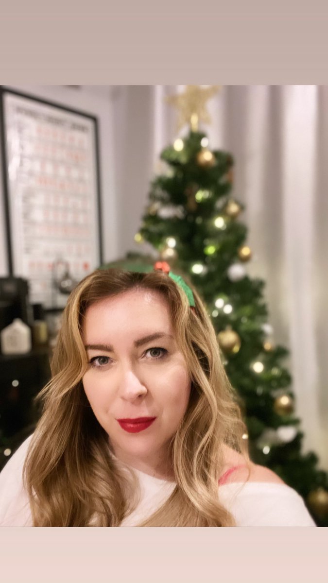 SarahBostockAct's tweet photo. Starting to feel a lot like Christmas…

Go on, let’s see your festiveness!

#christmas #selfie #poser #festive #christmastree #holidays #winter #reddddd

🎁❤️ https://t.co/BBOl2uGD2b
