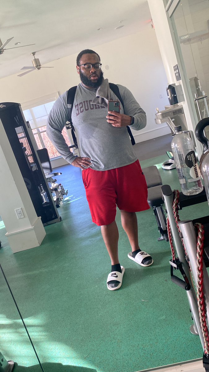 J_DaJuiceMan's tweet photo. @axb___ @_Gambina @OVONupe1017 @DaBiggestBlanco @XoX0_Ari @sipJENandJuice @illuminatedMu @EverythingG0LD @moonbeamflowers @PrettyV_intage First full week of working out in like 2 months #HappyFriday #GrindTimeCheckIn https://t.co/vHOpIIxzWb