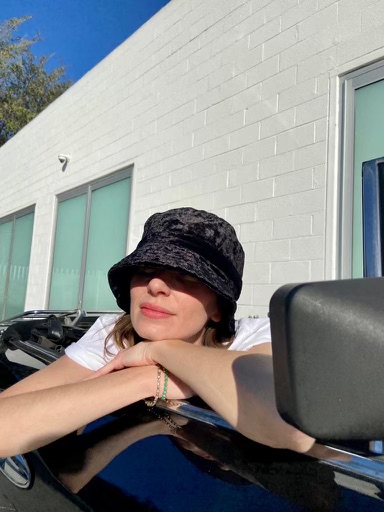 doitlegendary's tweet photo. Crushing on that velvet! 🖤

We love seeing Sofya in our Black Crushed Velvet Bucket hat.

Click Link Below 👇
https://t.co/BDkYSFPWba

#doitlegendary #LegendsOfCreativity #Unisex #Luxury #EverydayWear #CrushedVelvet #BucketHatCrushing https://t.co/FGggPU6tRe