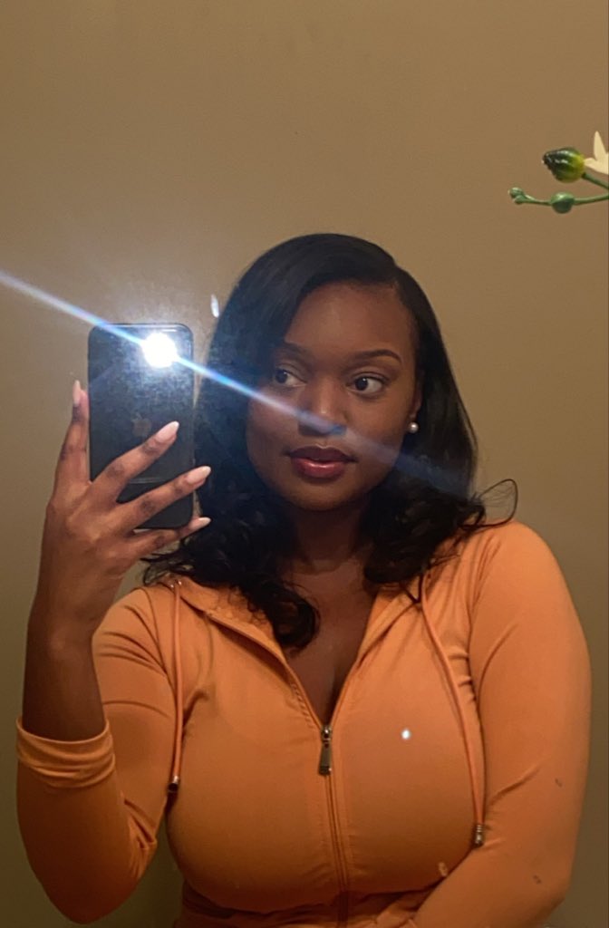 jkiere_'s tweet photo. Feeling peachy 🍑✨ https://t.co/QE8nuv1roo