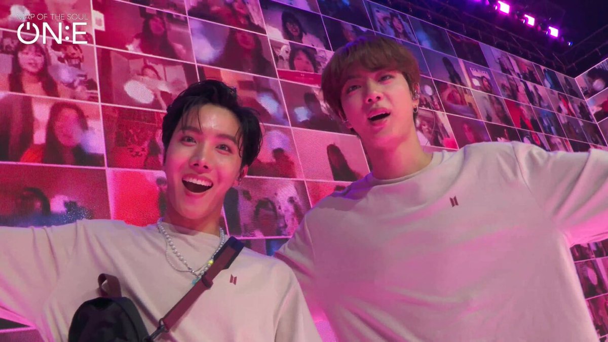 hourly j-hope (@hourlyhobi) on Twitter photo 