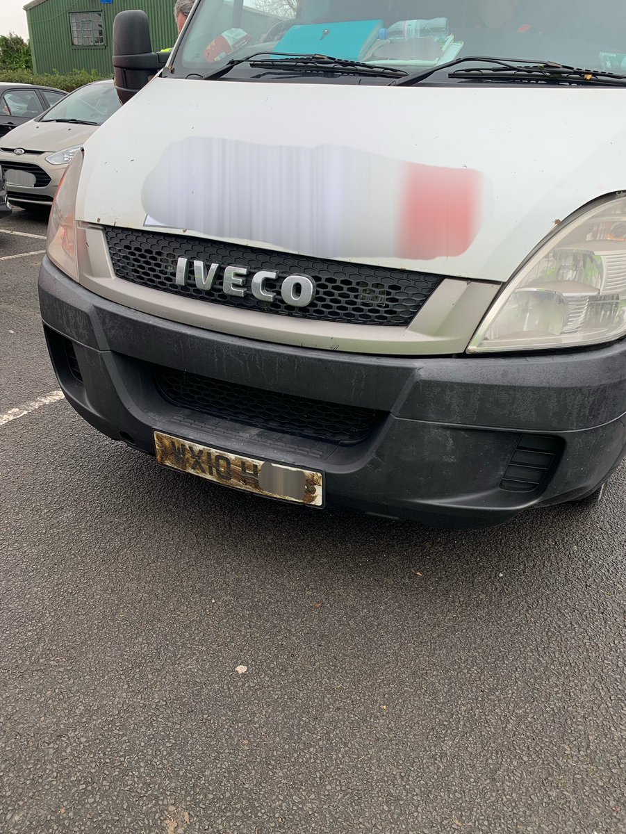 DVSAEnforcement's tweet photo. This driver couldn’t believe why the children in his street would cover his number plates in grease……..😇

We guess the driver couldn’t tell if their side repeater indicators were working either, as they were so well camouflaged…..

Prohibited and reported 🚫 https://t.co/8yDjvjcLwL