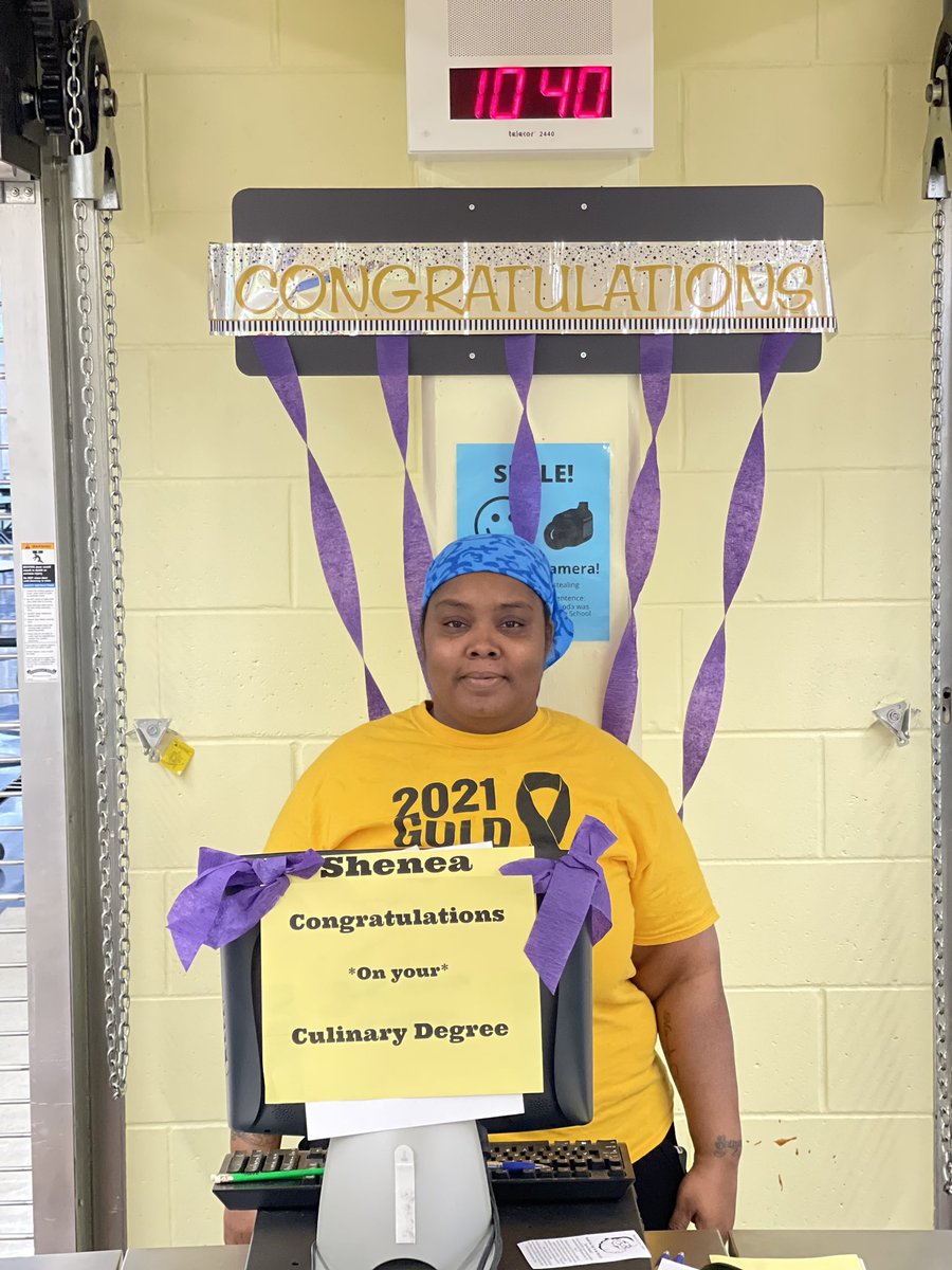 FoodServ_SDE's tweet photo. A member of our food service team @BCHS_SDE graduated from culinary school today. Please help us congratulate Shenea on her wonderful accomplishment. Way to go Shenea! We are so proud of you! https://t.co/uXSRCHaNb3