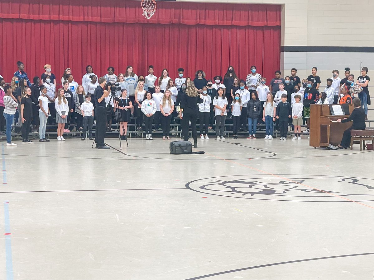 CRISCougars's tweet photo. Cougar Chorus students recorded their Winter Concert today! 🎶🎵🎶

From our Choral Director, Mrs. Simpson: “I couldn’t be prouder of this group of students! They worked incredibly hard this semester to create music. They sang so well!” @CRISChorus https://t.co/4nnIPuu4cd