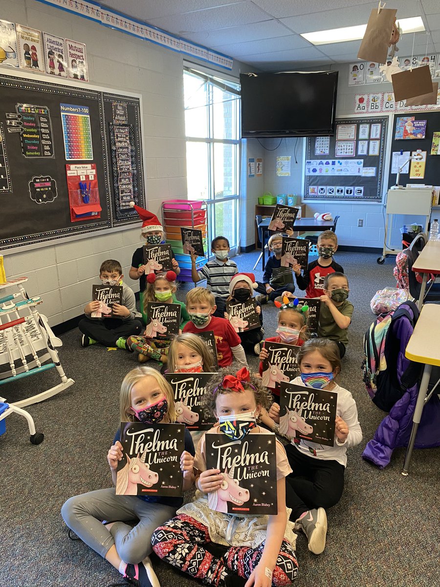 EmilyList7's tweet photo. @cheetah read to us today! We loved the book, “Thelma the Unicorn” @Chiefs @USD449 https://t.co/l9TfvzlRLA