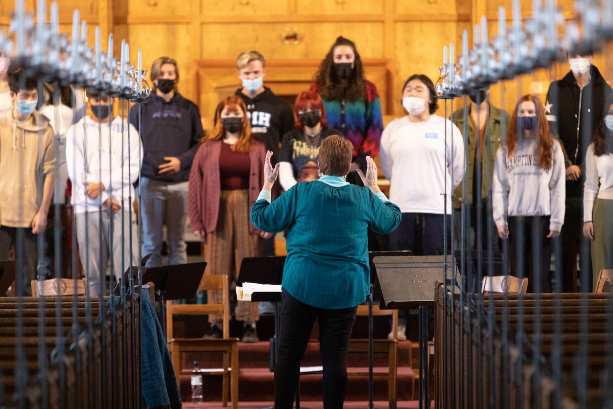 NMHschool's tweet photo. Students have been rehearsing all week for #NMHVespers. Watch the livestream at 7 pm, Sunday, Dec. 5: https://t.co/gPZ5gTuki1. Or watch on NMH’s Facebook page: https://t.co/aWlTZjQgae. #NMHalumni #NMHfamilies @nmhalumni https://t.co/qNiEwFT3Xz