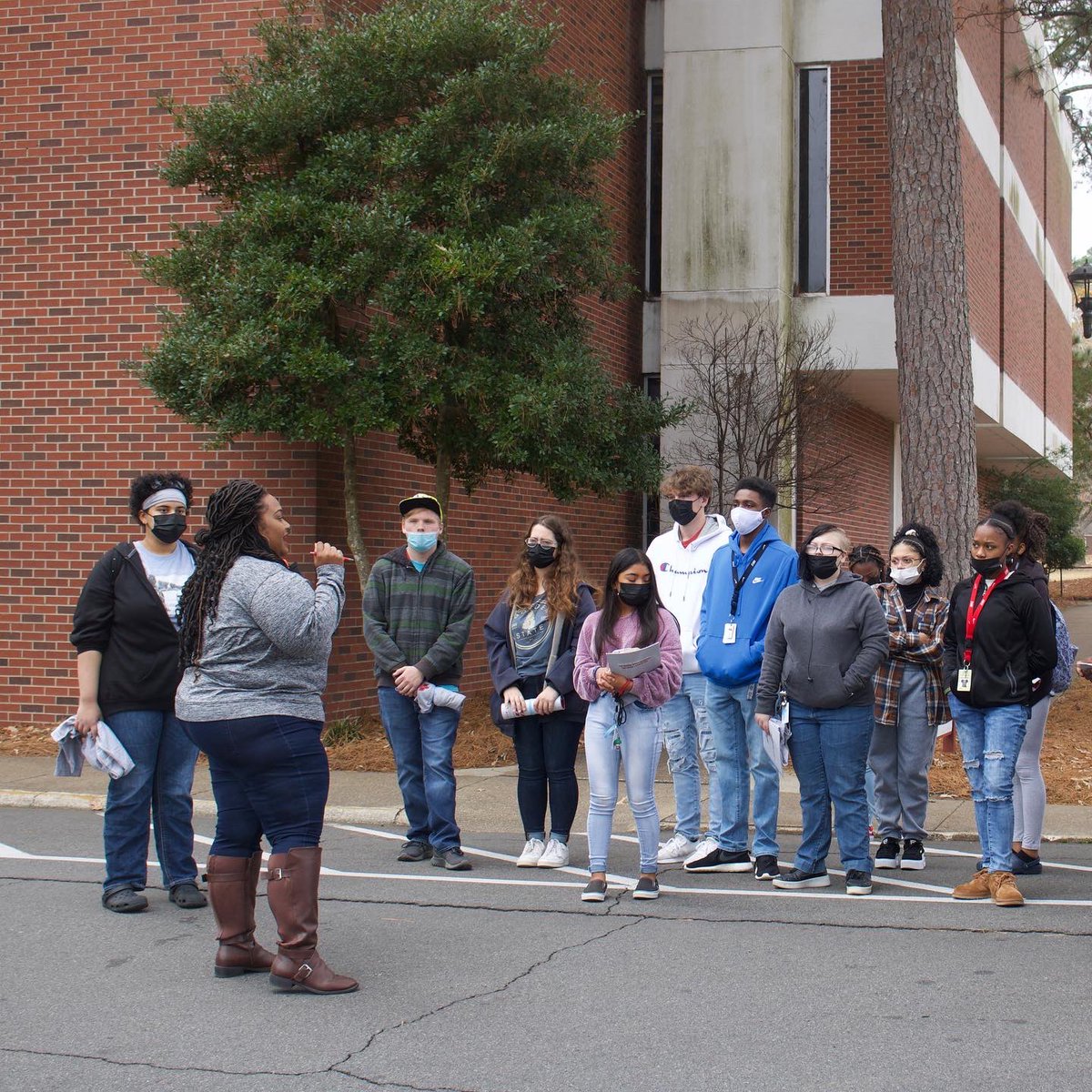 HSUAdmissions_'s tweet photo. We had so much fun living REDDIE today with @HSSD_Trojans Hot Springs World Class High School ❤️ Thank you for visiting our campus!! #LiveReddie #HSUReddies https://t.co/mkOKdX9gec