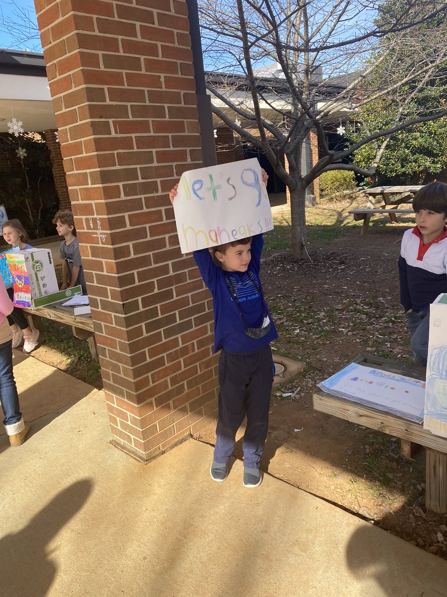 burgessmpe's tweet photo. Another successful Market Day! #economics #mpesem @beckwith_sherri @Dunns2ndGrade @MPE_Mustangs https://t.co/ciak6e3iKZ