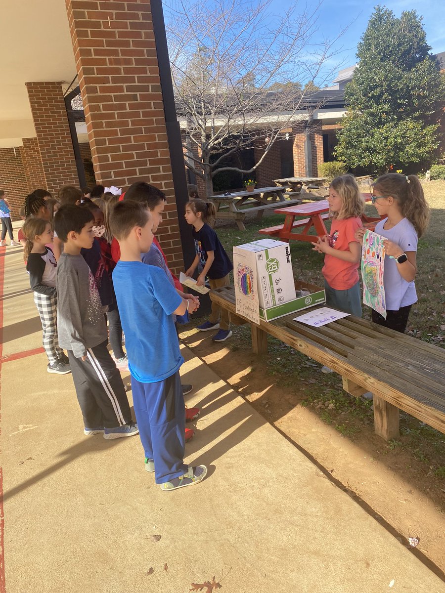 burgessmpe's tweet photo. Another successful Market Day! #economics #mpesem @beckwith_sherri @Dunns2ndGrade @MPE_Mustangs https://t.co/ciak6e3iKZ