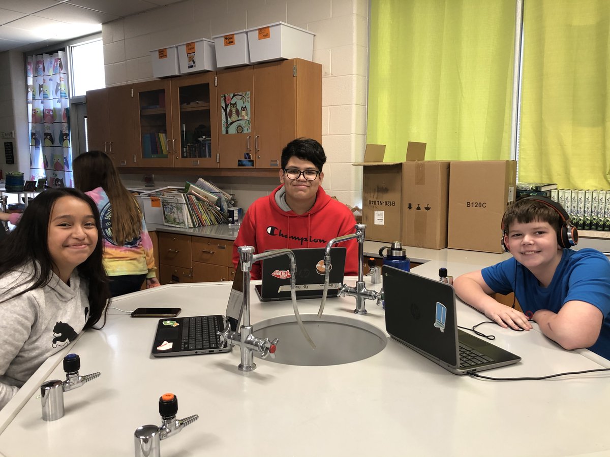 Christina Lambdin tweet media