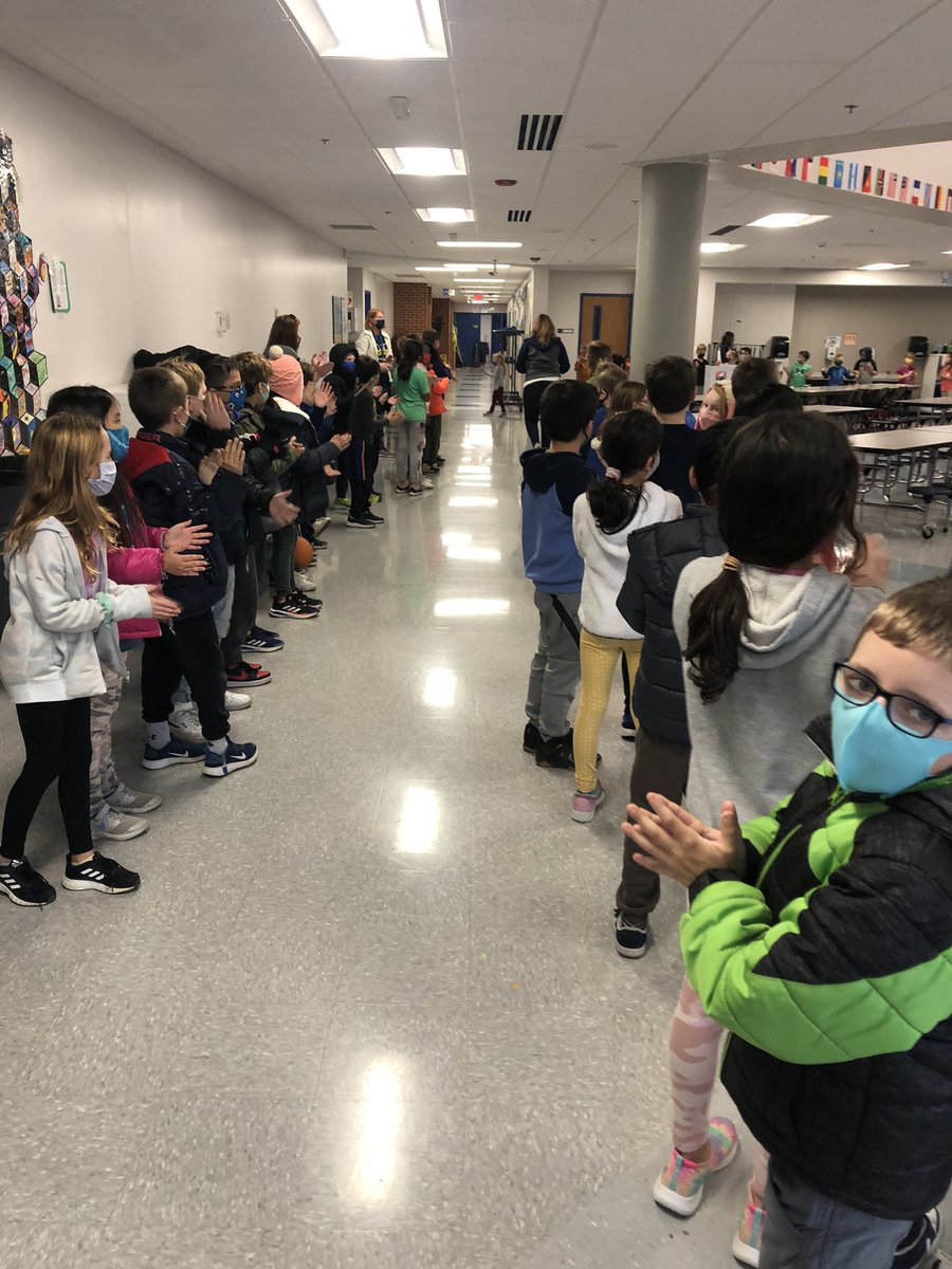 No one deserves this honor more than Mr. Frank! Thank you for all you do for <a href="/WindsorWildcats/">WindsorWildcats</a> !! #HeartOfGoldAward <a href="/ahsd25/">ArlingtonHeightsSD25</a>