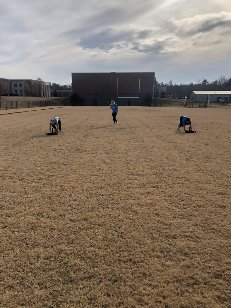 MJHS__SOFTBALL's tweet photo. Oxford Challenge 2021-2022 event #2 Relay Race! Blue team wins again. Blue 50 Gray 0! https://t.co/lpRxGPa46R
