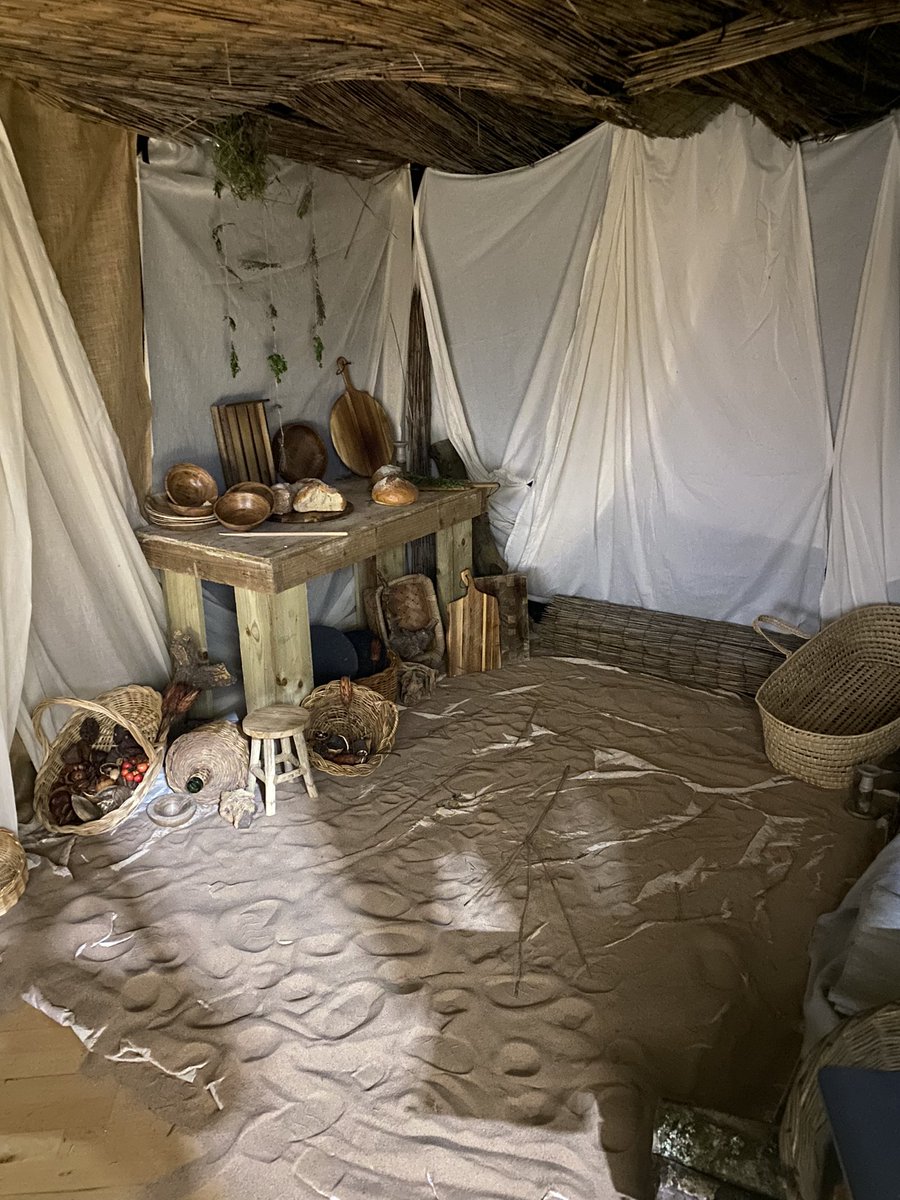 SchoolPriest's tweet photo. We’ve made progress today on our fully immersive nativity event - here’s the observatory of the magi, Joseph’s workshop and Mary’s home.  Please pray that the young people hear afresh the news of Christ’s birth.  @StTeilos @MonmouthDCO @LlandaffDio https://t.co/kDs7OH2HMC
